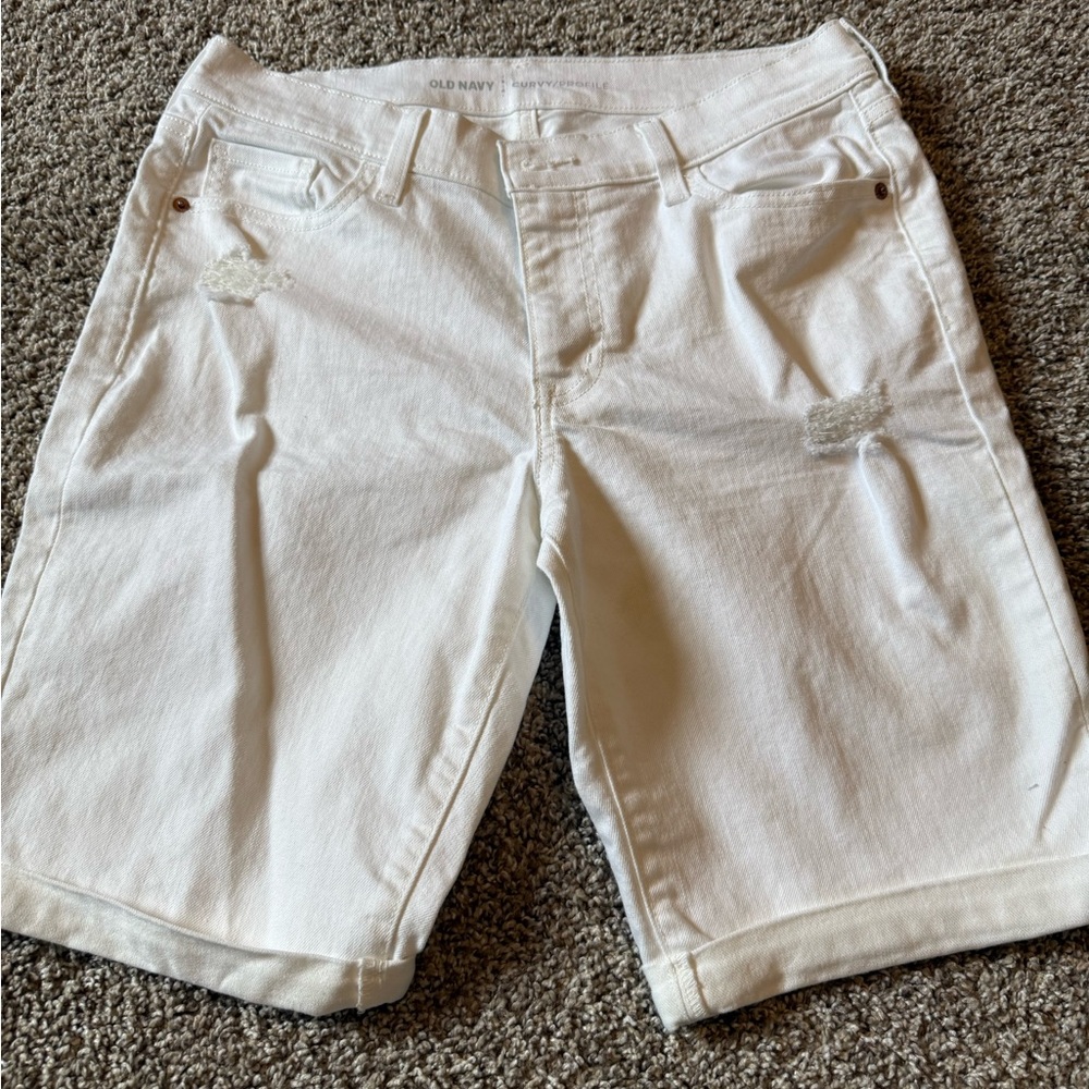 Old Navy Shorts - Picture 2 of 4